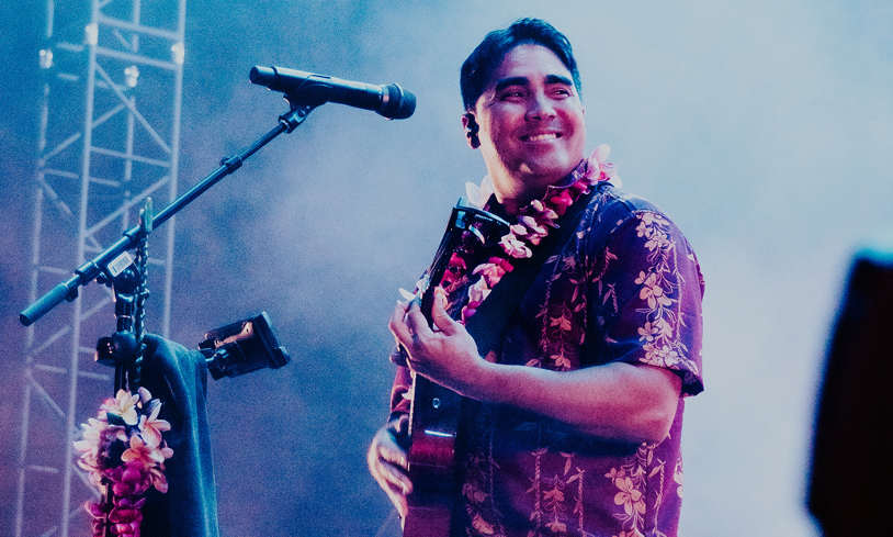 <p class="MsoNormal"><span style="mso-bidi-font-weight:bold;">&nbsp; Kolohe Kai</span></p>